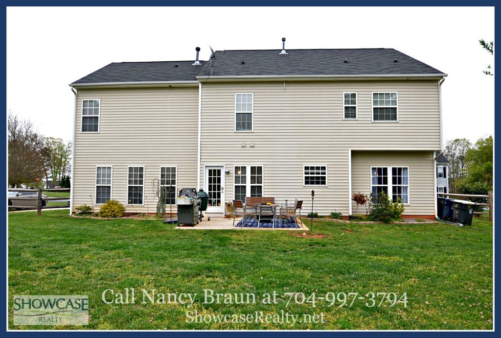 Real Estate Properties for Sale in Huntersville NC - Let your inner child out and enjoy play time with your kids in the spacious backyard of this Huntersville NC home for sale. Homes for Sale in Huntersville NC