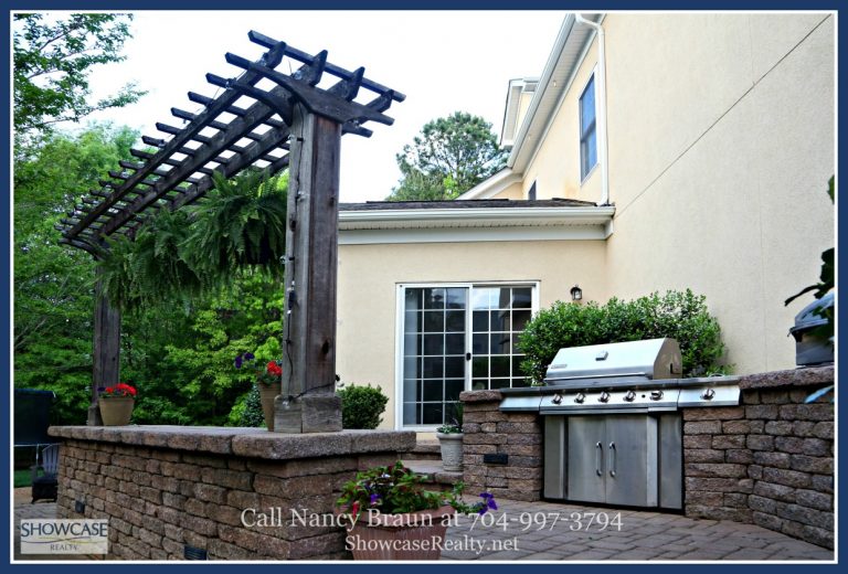 BACK ON THE MARKET! Providence Forest Estates Home 5005 Woodview Ln