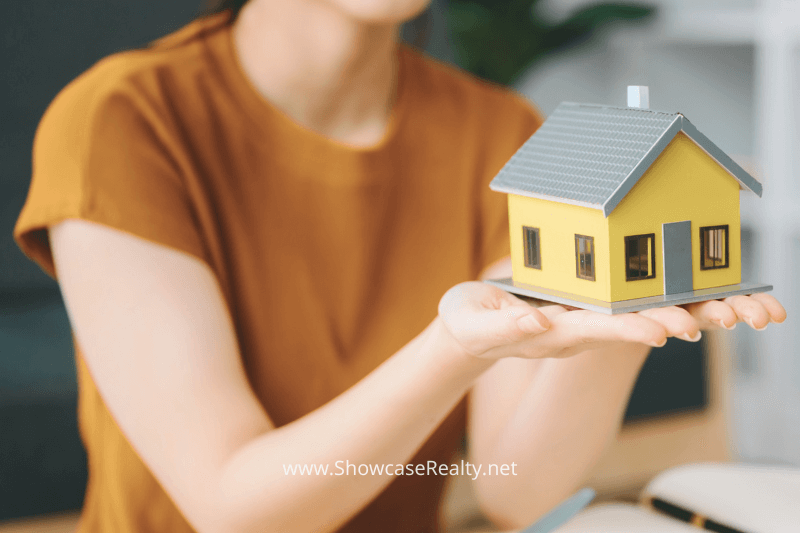 Reimagine your dream of home in Charlotte, NC with Nancy Braun, recognized as the top and best real estate agent at Showcase Realty