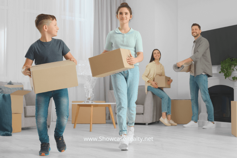 Discover the convenience of Charlotte NC downtown real estate as a family relocates to their new urban dwelling.
