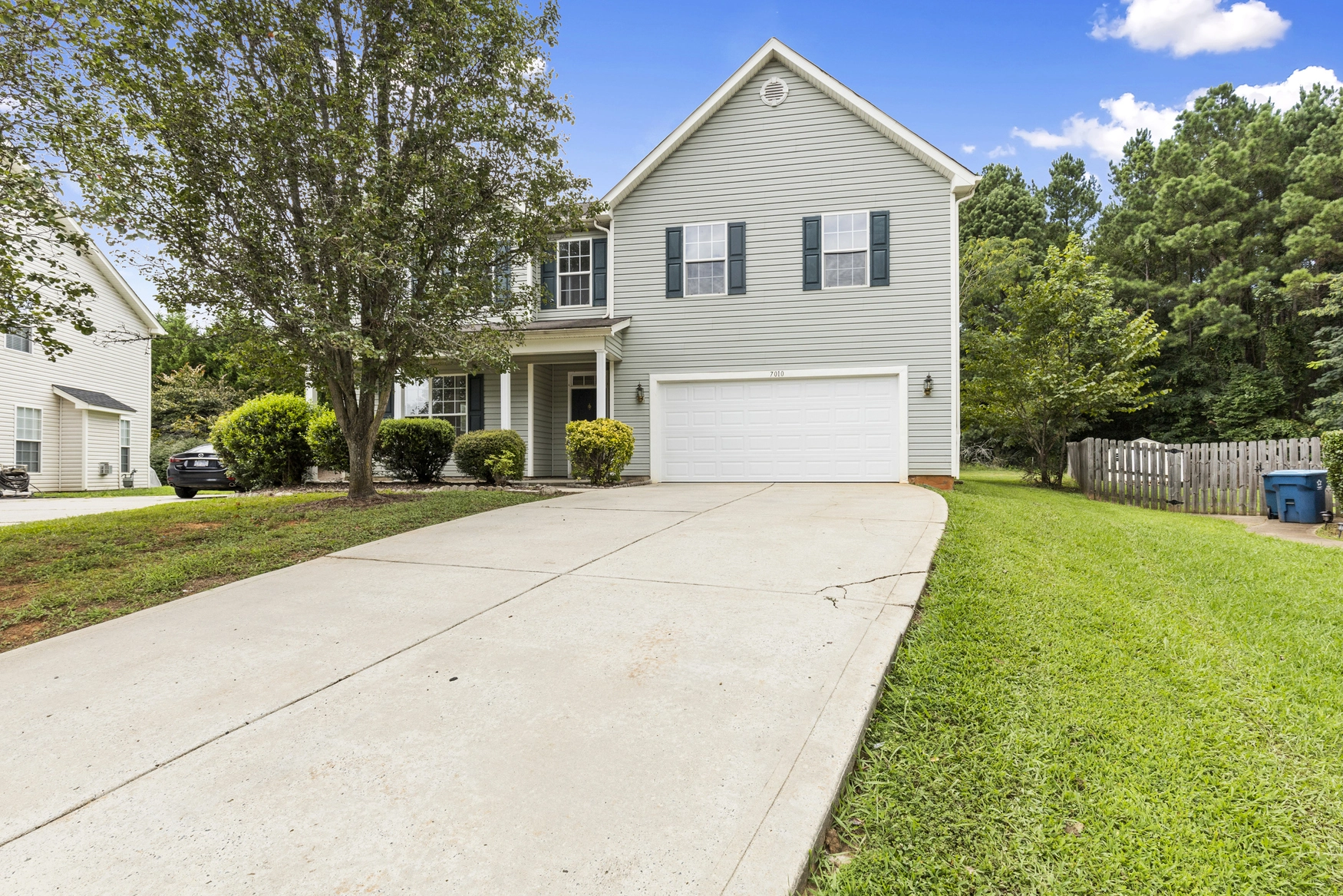 7010 Winter Garden Dr Concord NC 28025-3