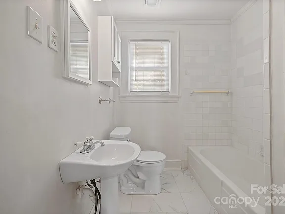 Full bathroom on main level Charlotte,North Carolina,Open House