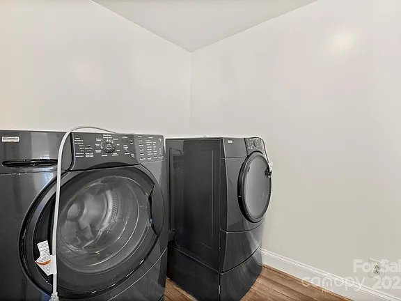 Laundry room on main level.Washerdryer convey Charlotte,North Carolina,Open House