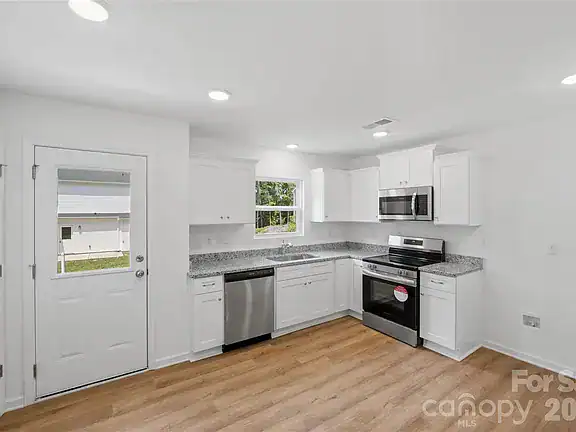 418 and 422 Kershaw St LANCASTER, SC 29720 (9) Charlotte,North Carolina,Open House