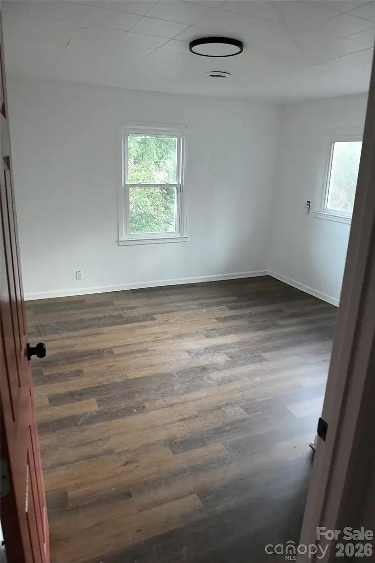 1605 W 4th Avenue, Gastonia, NC 28052 (26) Charlotte,North Carolina,Open House