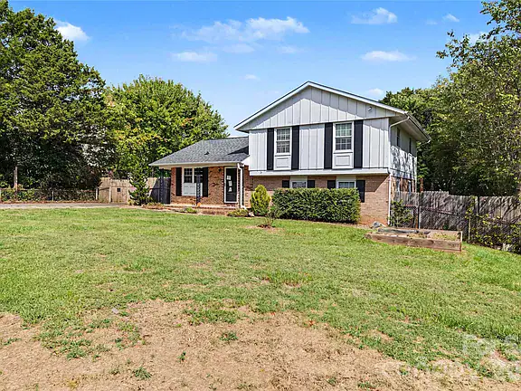 206 King Henry Ln, Gastonia, NC 28056 (24) Charlotte,North Carolina,Open House